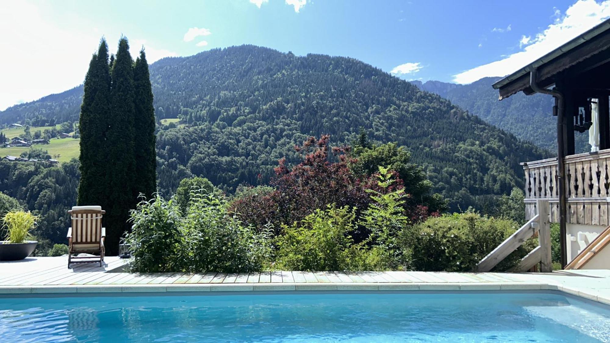 L'Ours Blanc Lodge Le Biot Extérieur photo